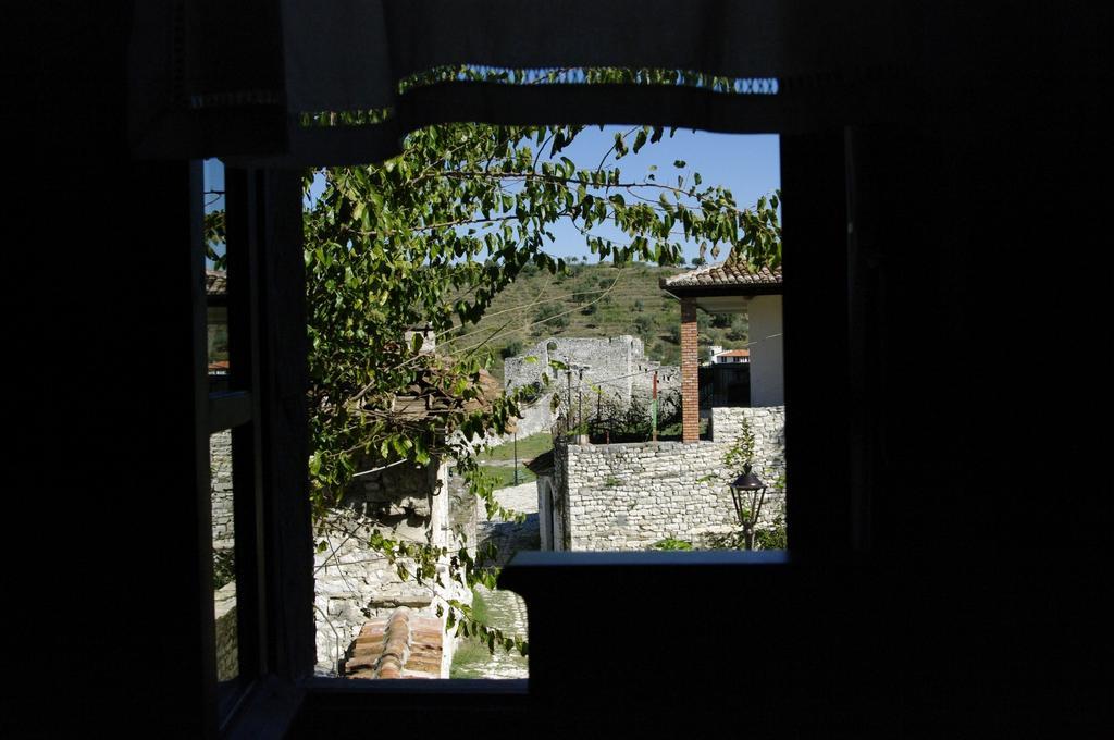 Hotel Klea เบราท ภายนอก รูปภาพ
